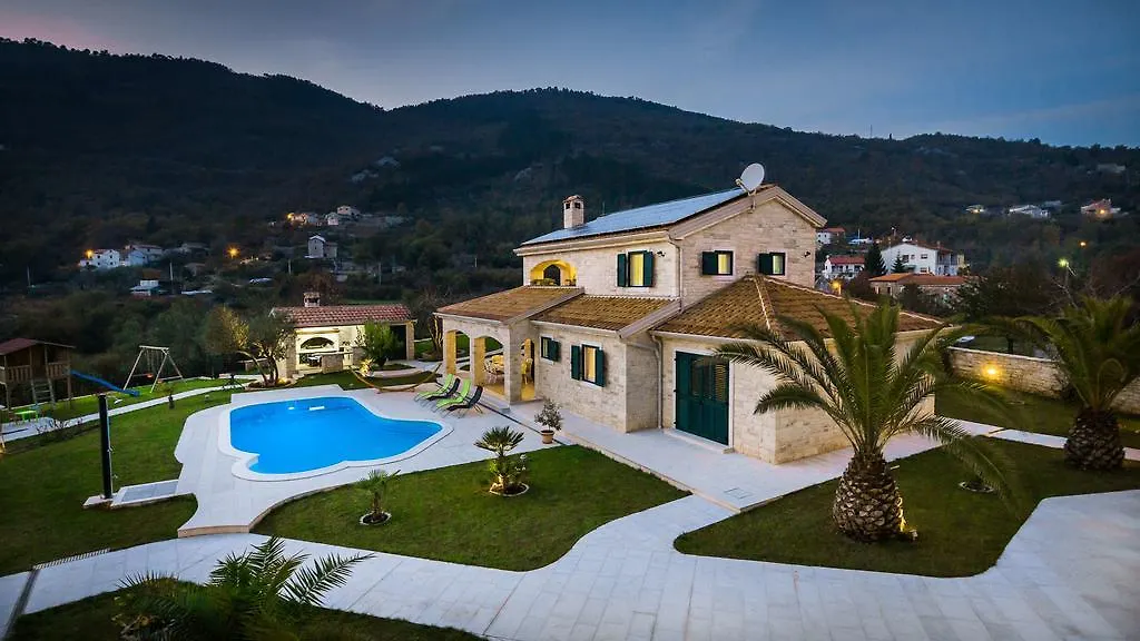 Villa Stonegate Estate - Bonus, Dvije Vile Jedna Cijena! Opatija Kroatien